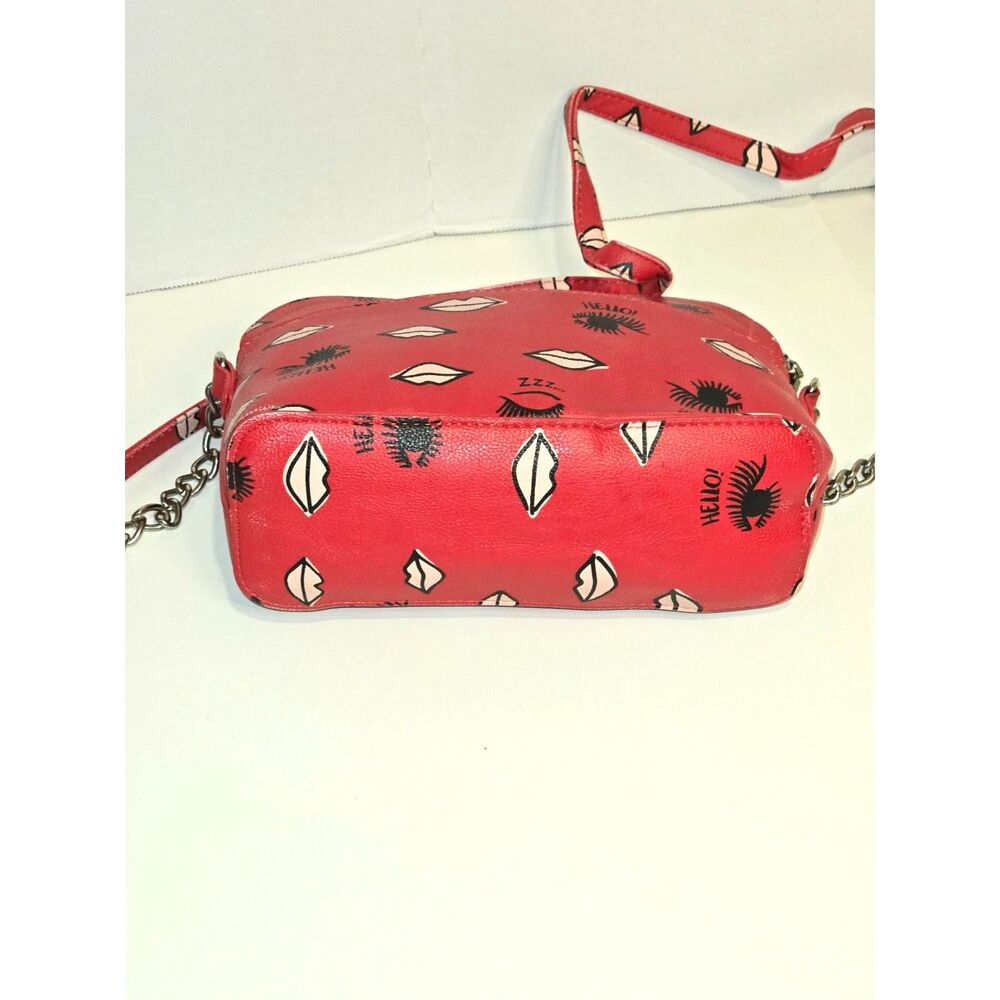Betsey Johnson Lips & Lashes Women's Crossbody Bag | Red - Picture 4 of 10